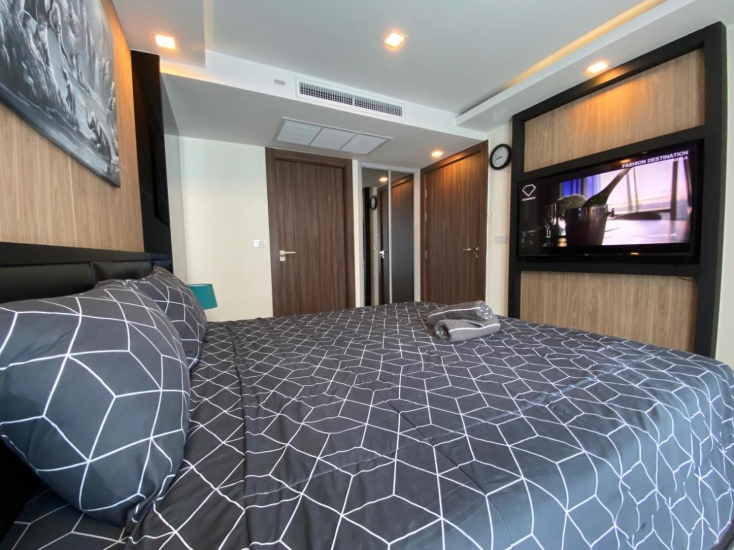 Grand Avenue Suites X Monthstayz Thailand 파타야 외부 사진