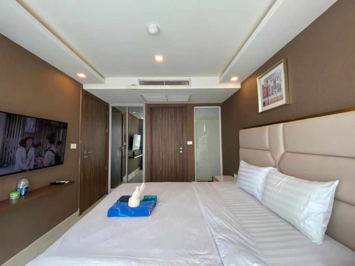 Grand Avenue Suites X Monthstayz Thailand 파타야 외부 사진