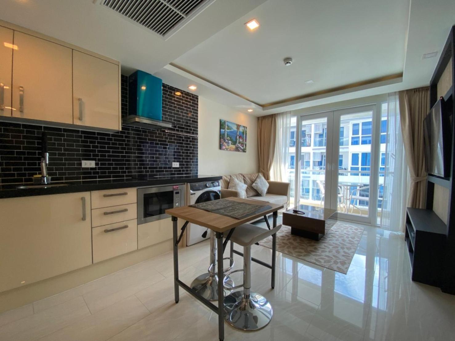 Grand Avenue Suites X Monthstayz Thailand 파타야 외부 사진