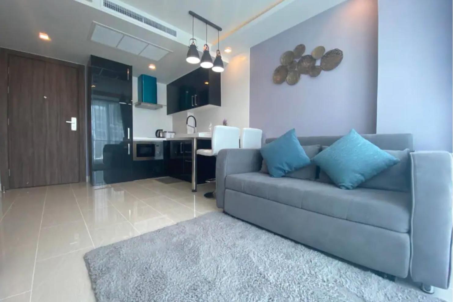 Grand Avenue Suites X Monthstayz Thailand 파타야 외부 사진