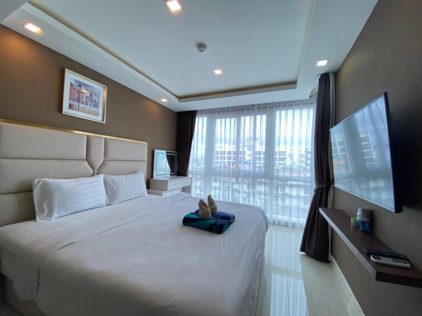 Grand Avenue Suites X Monthstayz Thailand 파타야 외부 사진