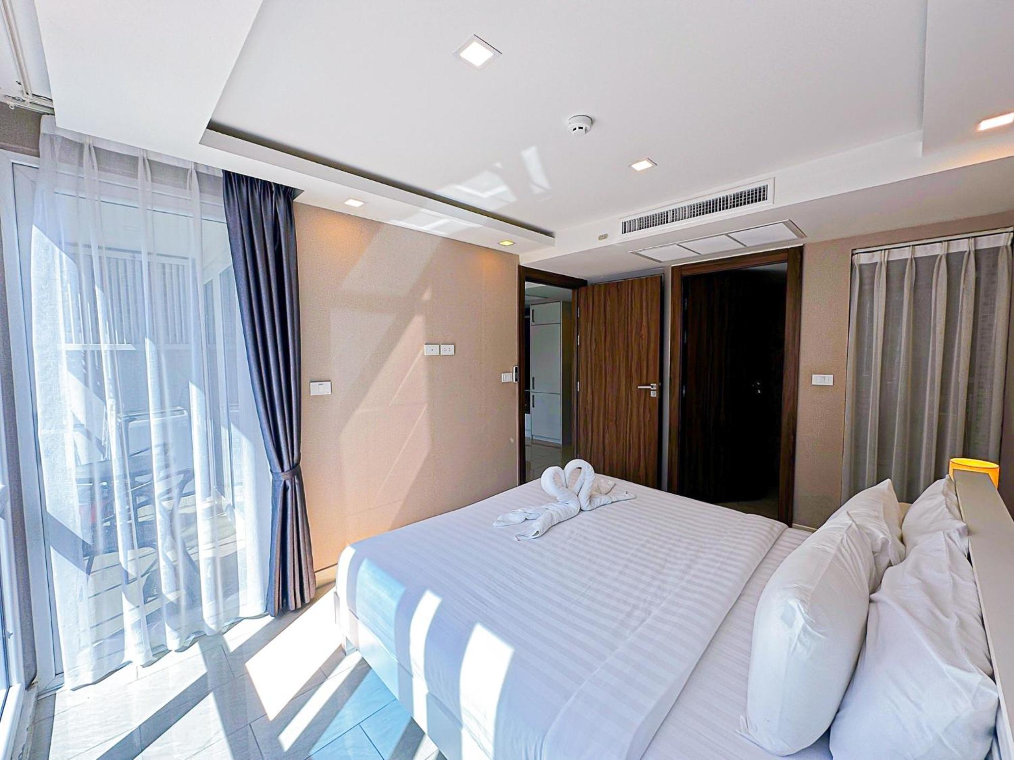Grand Avenue Suites X Monthstayz Thailand 파타야 외부 사진