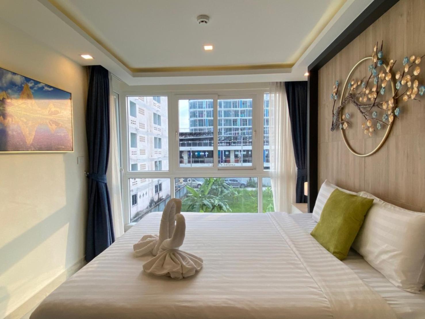 Grand Avenue Suites X Monthstayz Thailand 파타야 외부 사진