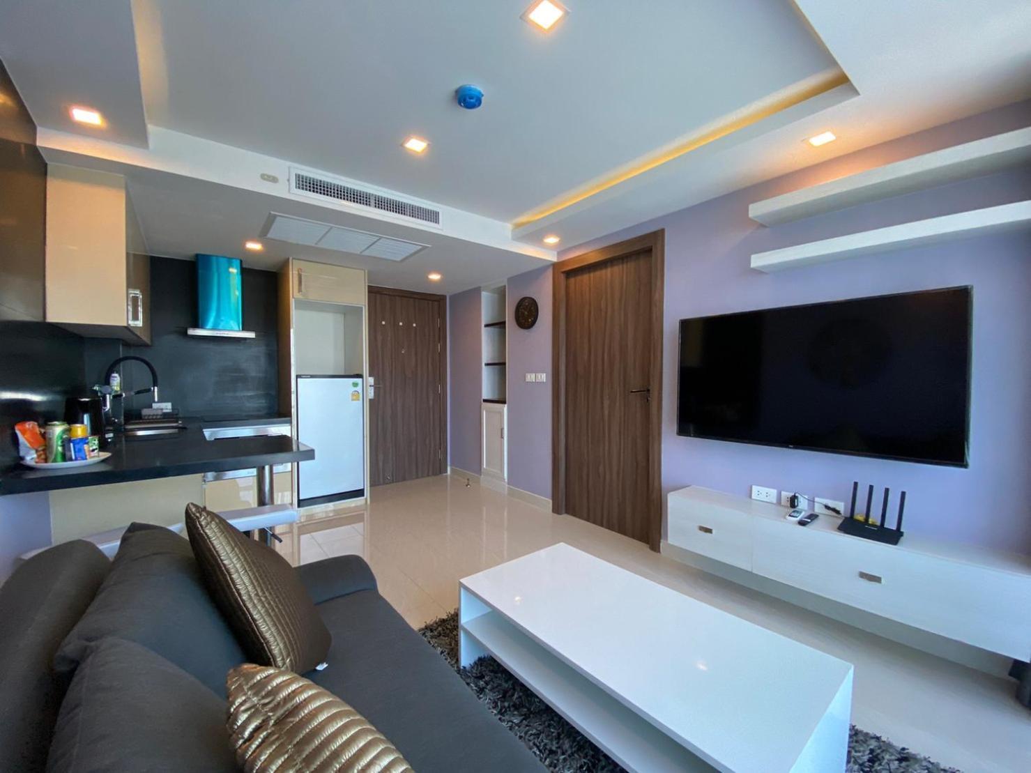 Grand Avenue Suites X Monthstayz Thailand 파타야 외부 사진