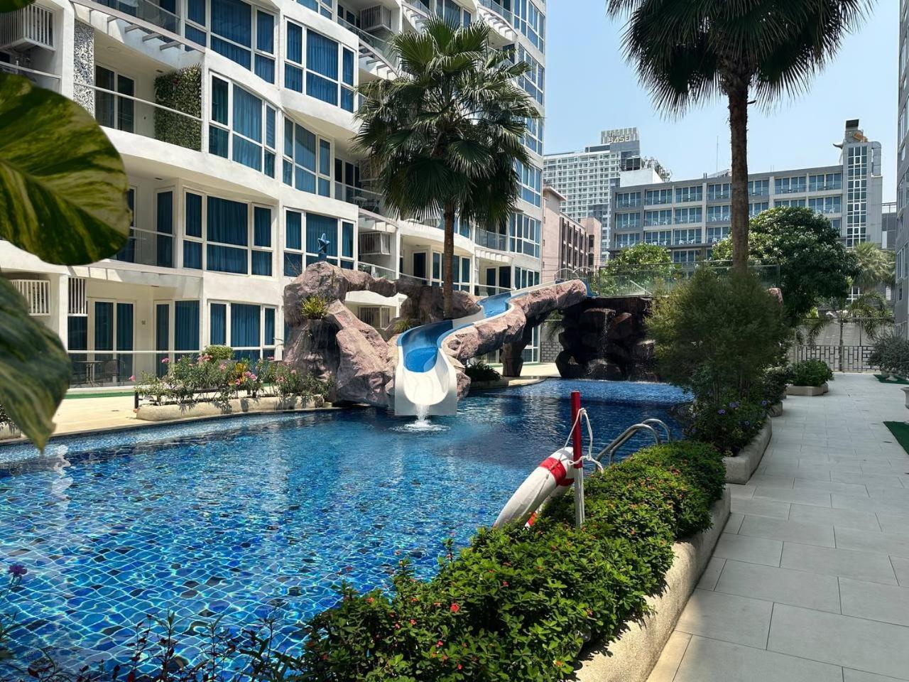 Grand Avenue Suites X Monthstayz Thailand 파타야 외부 사진